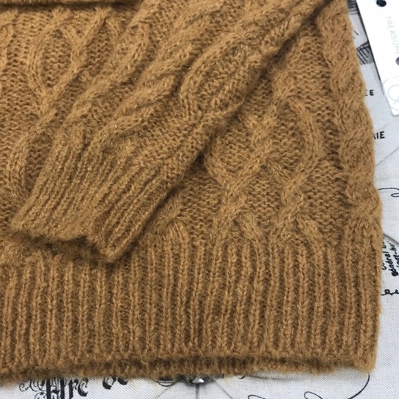 Treasure & Bond Cable Knit Sweater - Picture 5 of 6